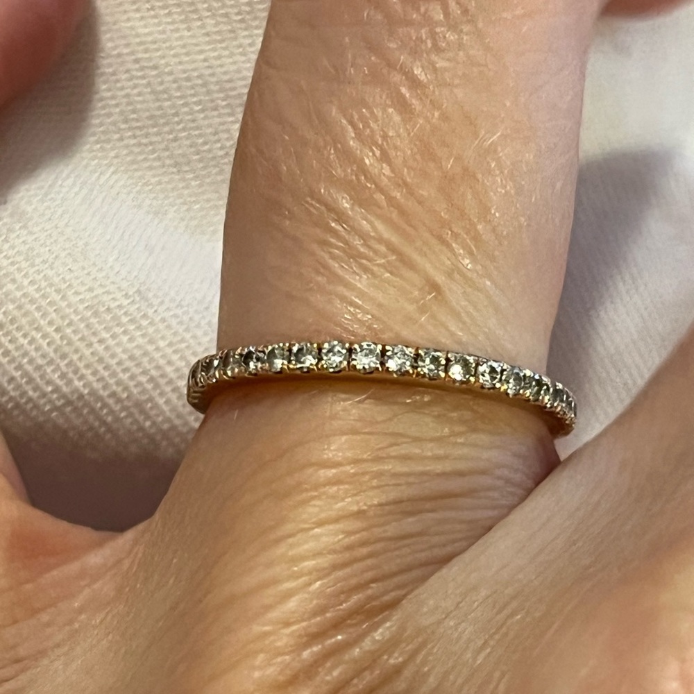 Vintage diamond rose 🥀 gold 1/2 eternity band